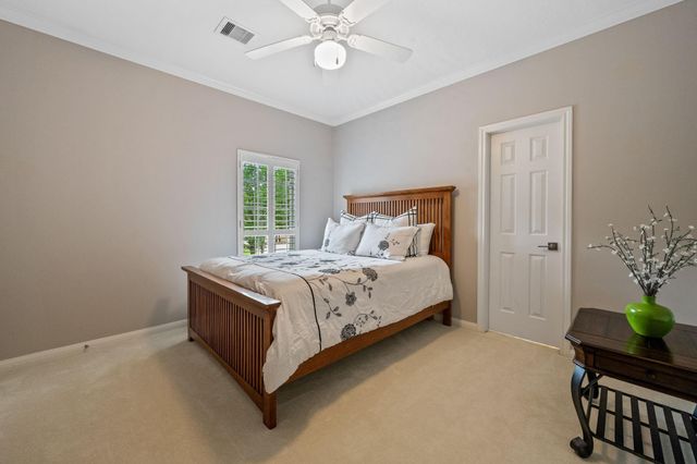 14 Greenway View Trail, Kingwood, TX 77339