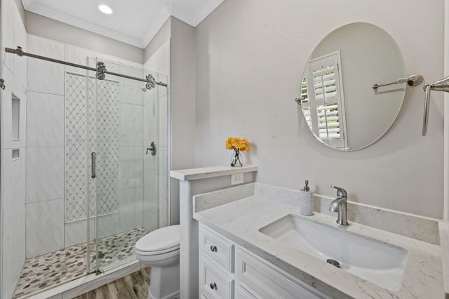 14 Greenway View Trail, Kingwood, TX 77339