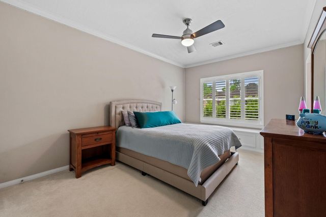 14 Greenway View Trail, Kingwood, TX 77339