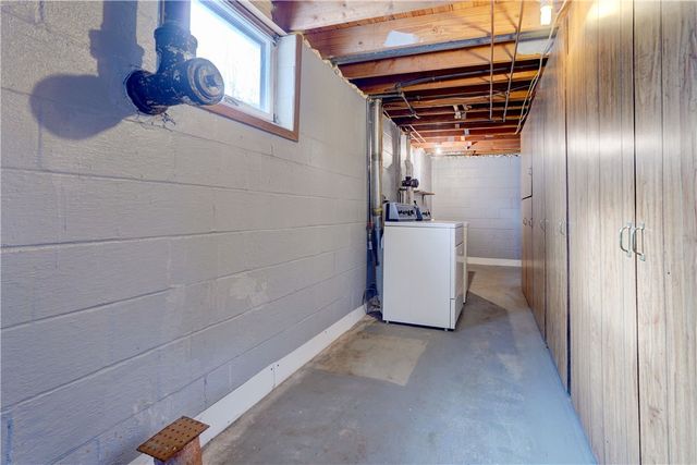 319 Mill Road, Greece, NY 14626