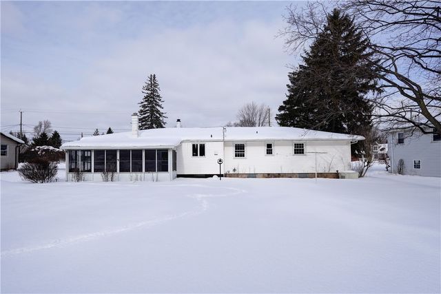 319 Mill Road, Greece, NY 14626