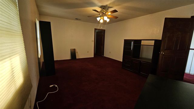 8736 Johns Road, Alvarado, TX 76009