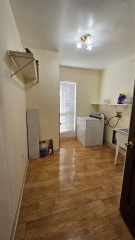 8736 Johns Road, Alvarado, TX 76009