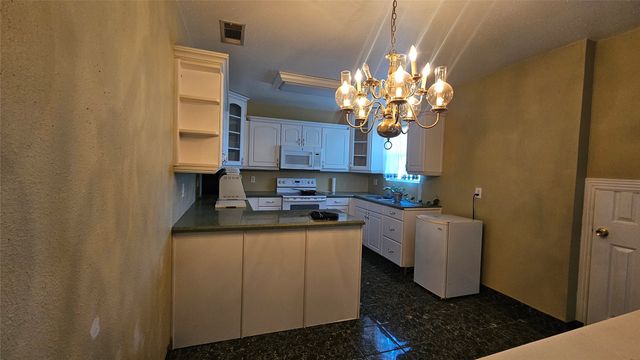 8736 Johns Road, Alvarado, TX 76009