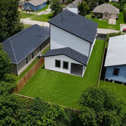8138 Howton Street, Houston, TX 77028