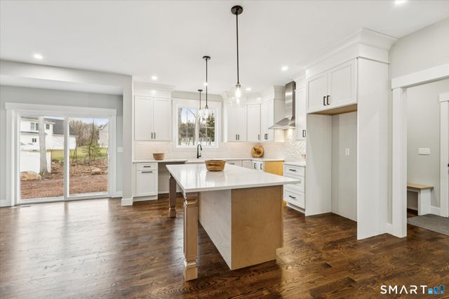 592 Village Street, Bristol, CT 06010