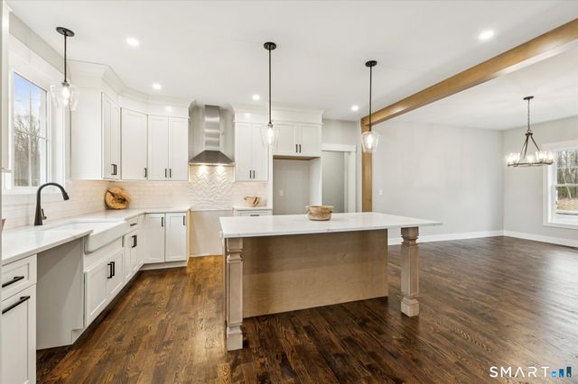 592 Village Street, Bristol, CT 06010