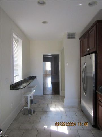 736 W Princess Anne Rd Unit 301, Norfolk, VA 23517