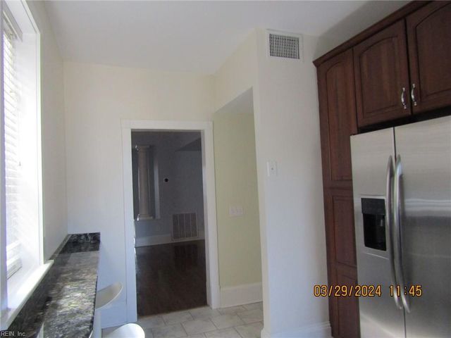 736 W Princess Anne Rd Unit 301, Norfolk, VA 23517