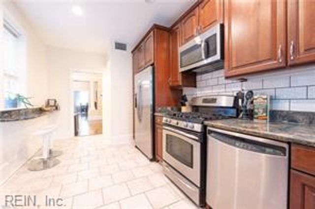 736 W Princess Anne Rd Unit 301, Norfolk, VA 23517