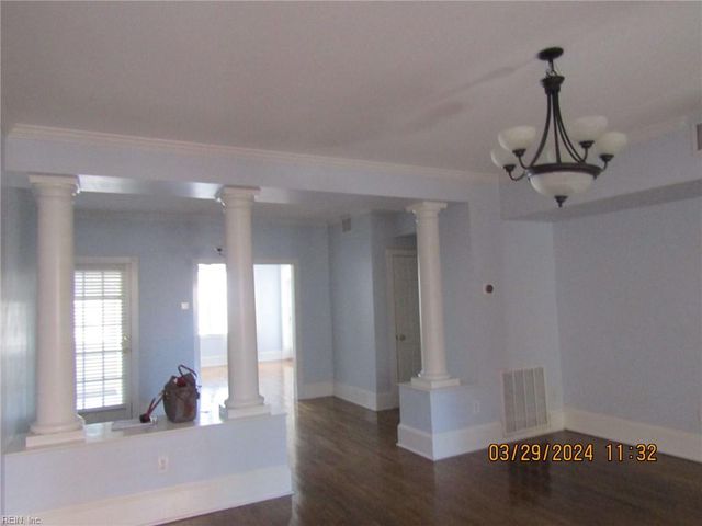 736 W Princess Anne Rd Unit 301, Norfolk, VA 23517