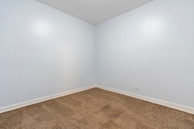 7025 N Sheridan Road 1N, Chicago, IL 60626