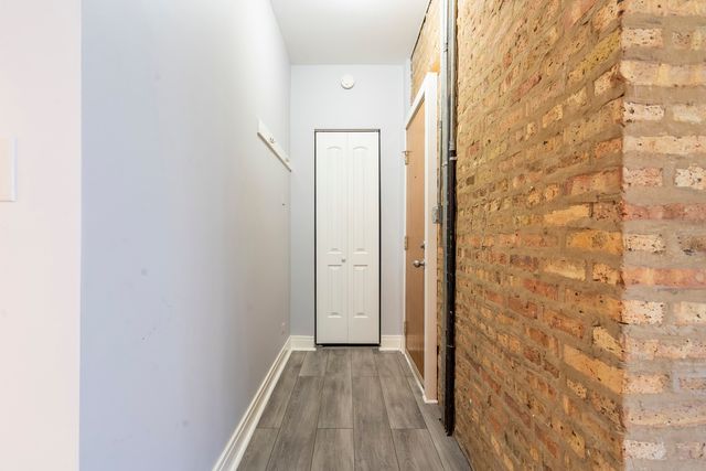 7025 N Sheridan Road 1N, Chicago, IL 60626