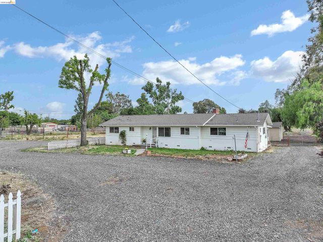 1791 Sunset Rd, Brentwood, CA 94513