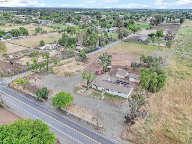 1791 Sunset Rd, Brentwood, CA 94513