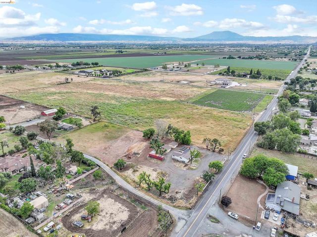 1791 Sunset Rd, Brentwood, CA 94513