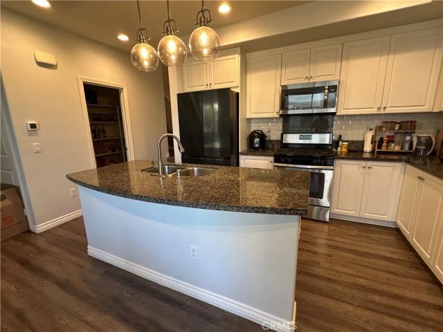 106 Eureka Place, Upland, CA 91786