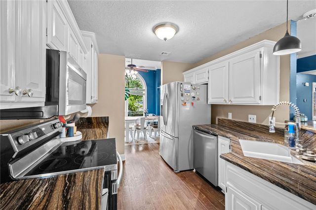 1300 N 37th Street, Rogers, AR 72756