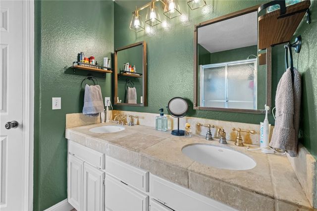1300 N 37th Street, Rogers, AR 72756