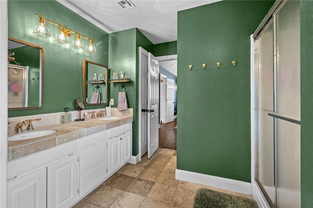 1300 N 37th Street, Rogers, AR 72756