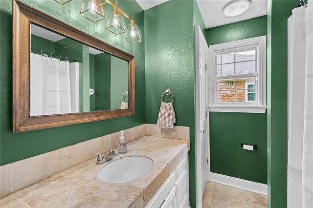 1300 N 37th Street, Rogers, AR 72756