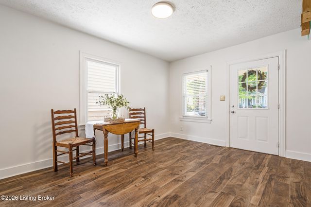 1022 Walter Ave, Louisville, KY 40215