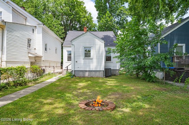 1022 Walter Ave, Louisville, KY 40215
