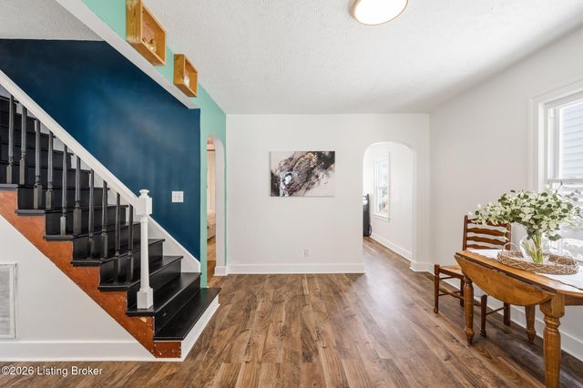 1022 Walter Ave, Louisville, KY 40215
