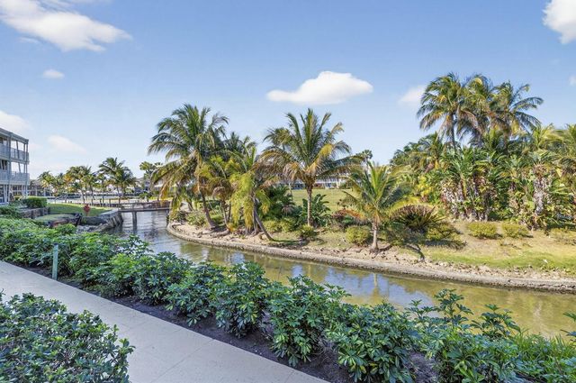 1221 Hillsboro Mile 23a, Hillsboro Beach, FL 33062