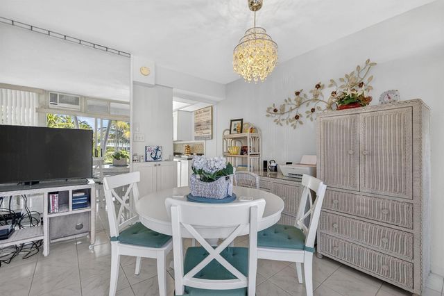 1221 Hillsboro Mile 23a, Hillsboro Beach, FL 33062