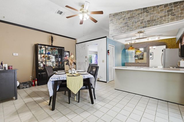 1132 SE Clifton Lane, Port St Lucie, FL 34983