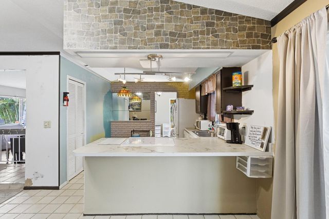 1132 SE Clifton Lane, Port St Lucie, FL 34983