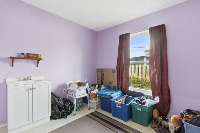 1132 SE Clifton Lane, Port St Lucie, FL 34983