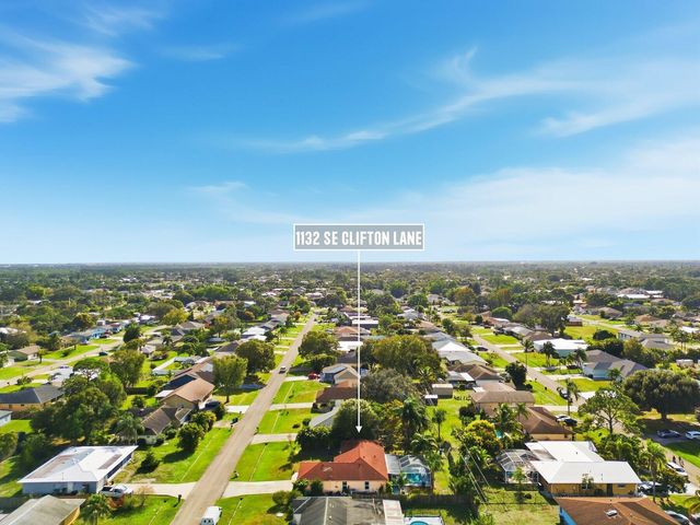 1132 SE Clifton Lane, Port St Lucie, FL 34983