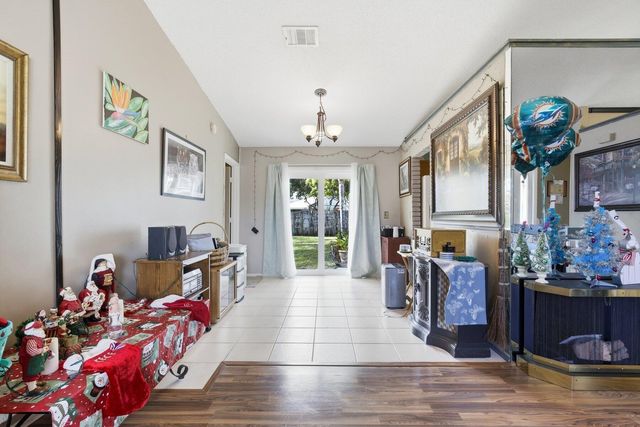 1132 SE Clifton Lane, Port St Lucie, FL 34983