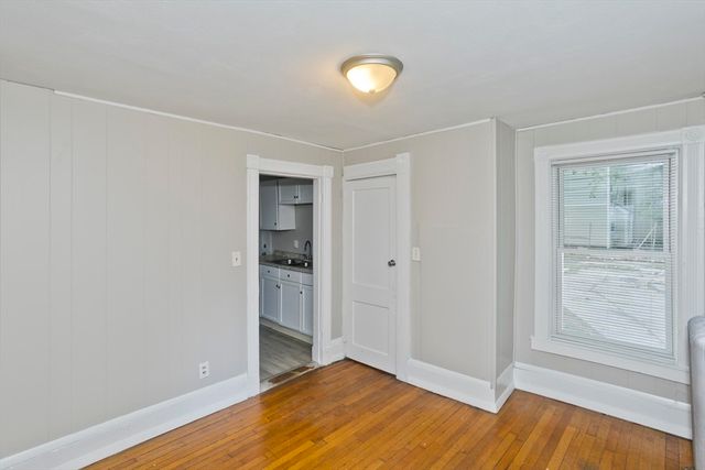 45 Orchard St, Springfield, MA 01107