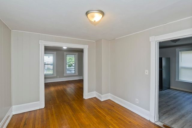 45 Orchard St, Springfield, MA 01107