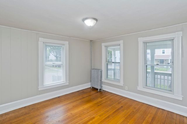 45 Orchard St, Springfield, MA 01107