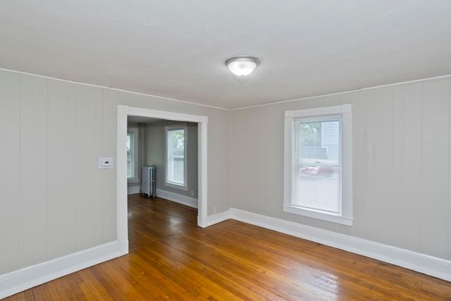 45 Orchard St, Springfield, MA 01107