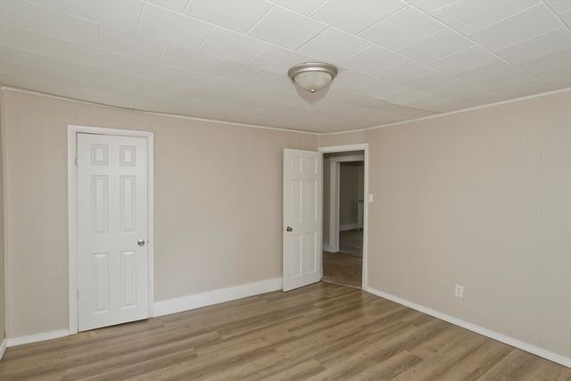 45 Orchard St, Springfield, MA 01107