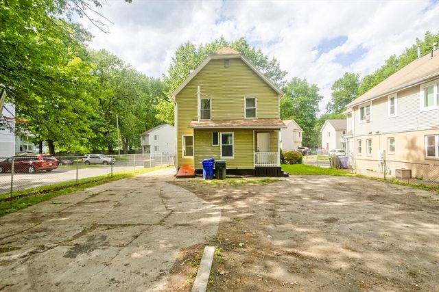 45 Orchard St, Springfield, MA 01107
