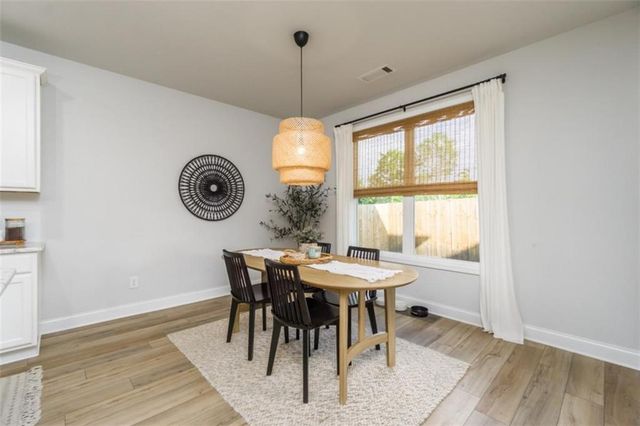 5351 Fox Den Road, Oakwood, GA 30566