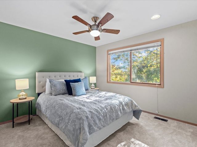 15007 93rd Place NE, Bothell, WA 98011