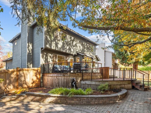 15007 93rd Place NE, Bothell, WA 98011