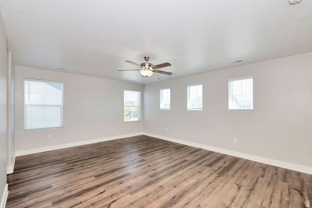 3658 S FINCH ST, Syracuse, UT 84075