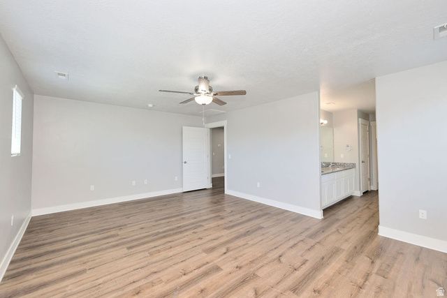 3658 S FINCH ST, Syracuse, UT 84075