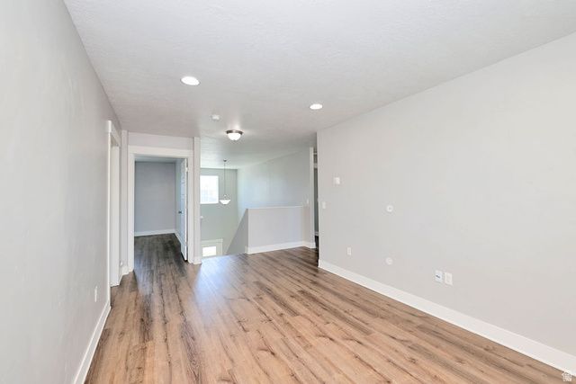3658 S FINCH ST, Syracuse, UT 84075