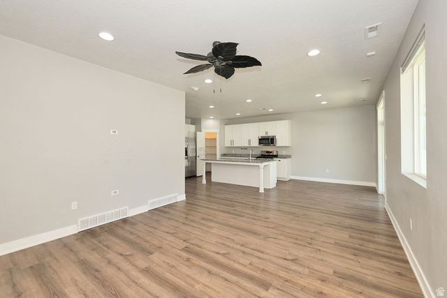 3658 S FINCH ST, Syracuse, UT 84075