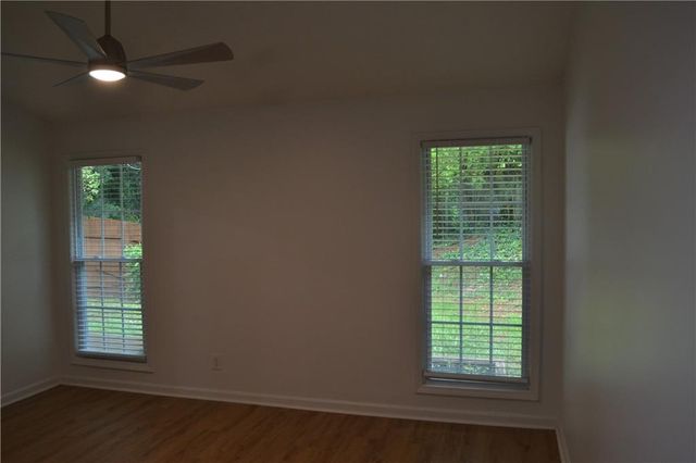 5134 Hill Farm Drive NE, Woodstock, GA 30188