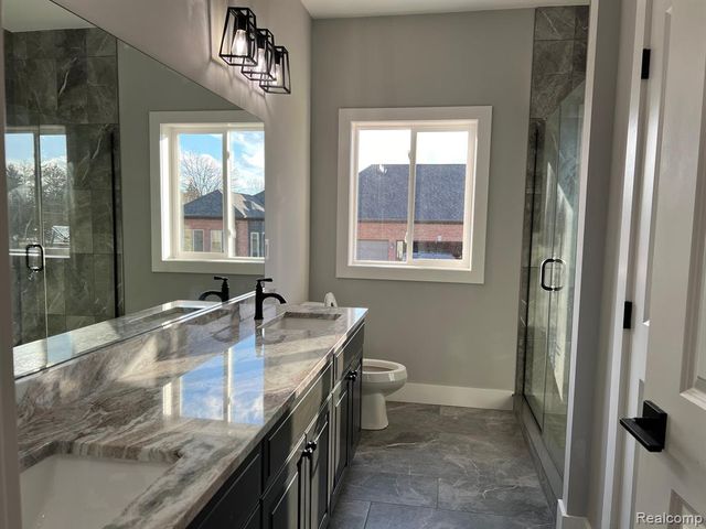 5873 Saratoga Drive, Oxford, MI 48371